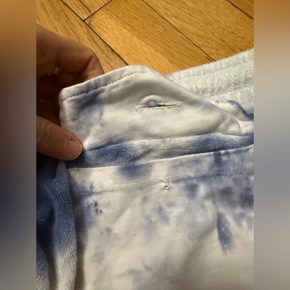 LoveShackFancy Blue and White Towel - Picture 5 of 6